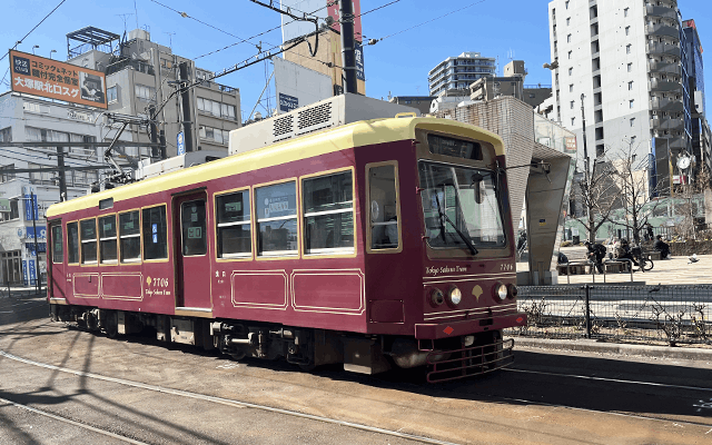 都電（さくらトラム）