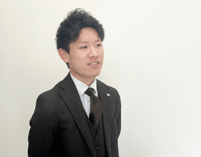 インタビューを受けているようす