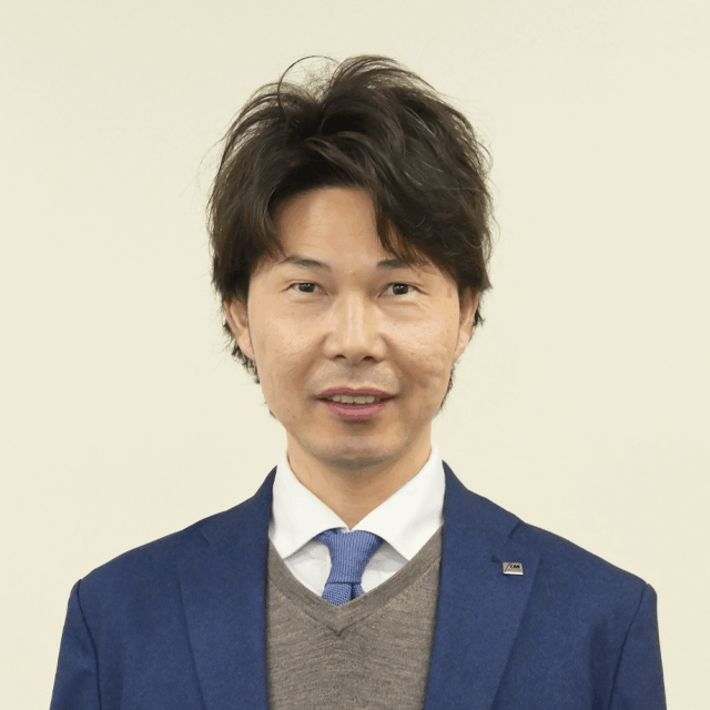 東京本社　課長　T.K